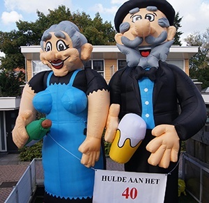 Jubileum opblaaspoppen
